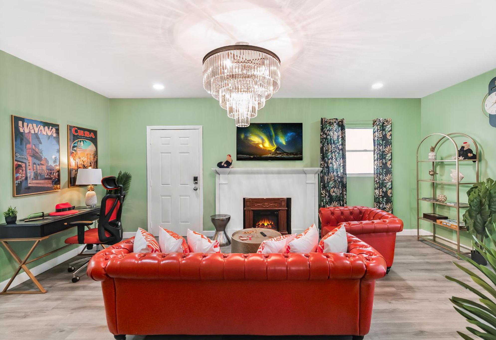 New! Havana Nights Villa ! Walk To Calle Ocho! Маями Екстериор снимка
